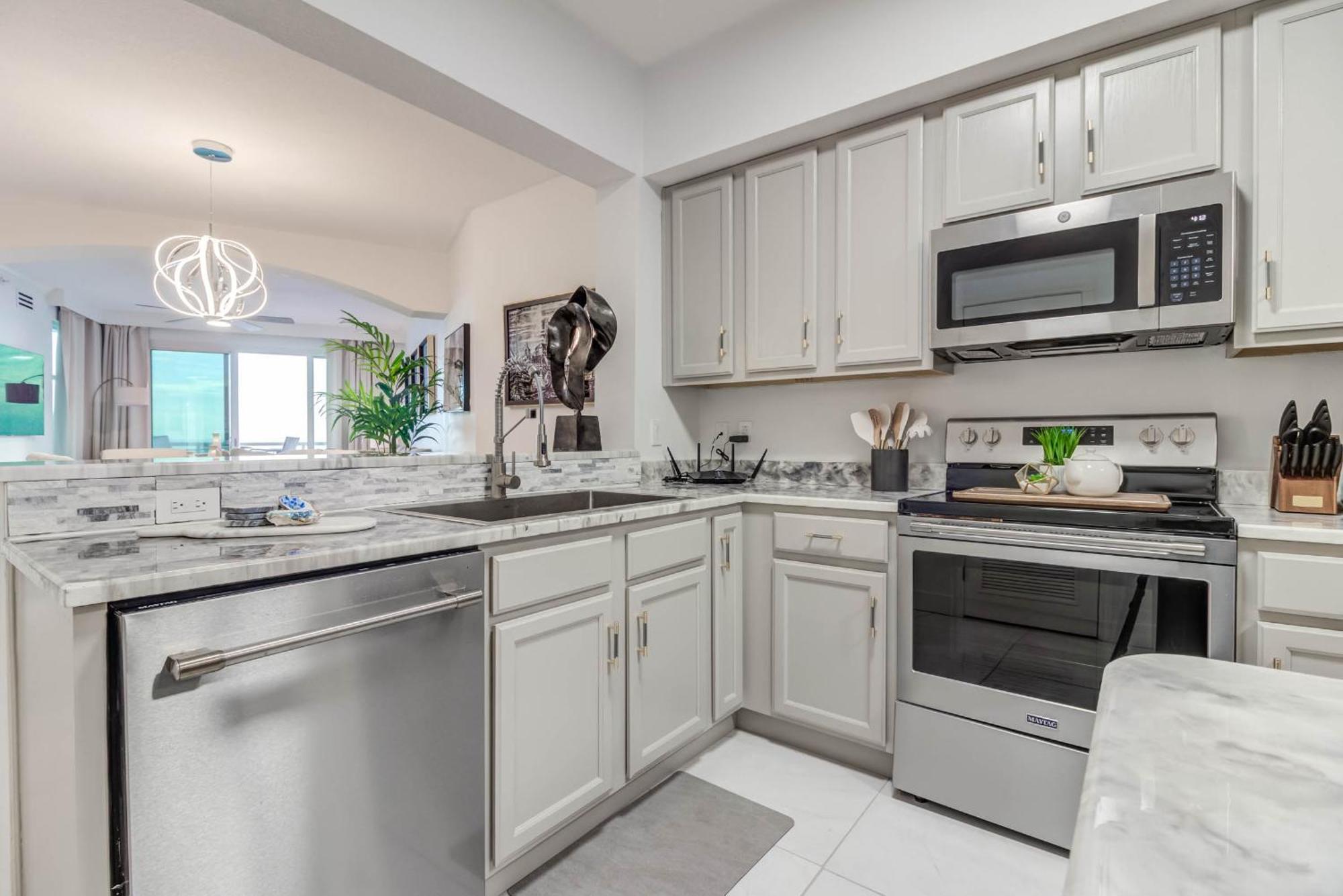 Gorgeous Oceanview 3Br Luxury Condo - Latitude Gulfport Ngoại thất bức ảnh