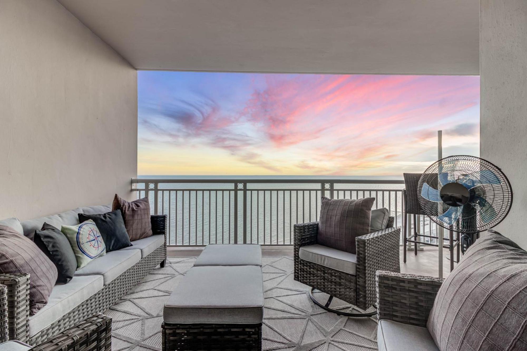 Gorgeous Oceanview 3Br Luxury Condo - Latitude Gulfport Ngoại thất bức ảnh